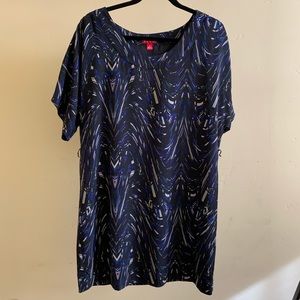 Elle Patterned Shift Dress w Sleeves